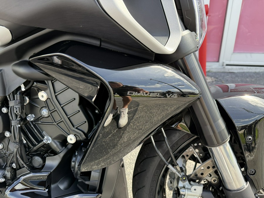 2023 Ducati Diavel V4 Thrilling Black - 01788C