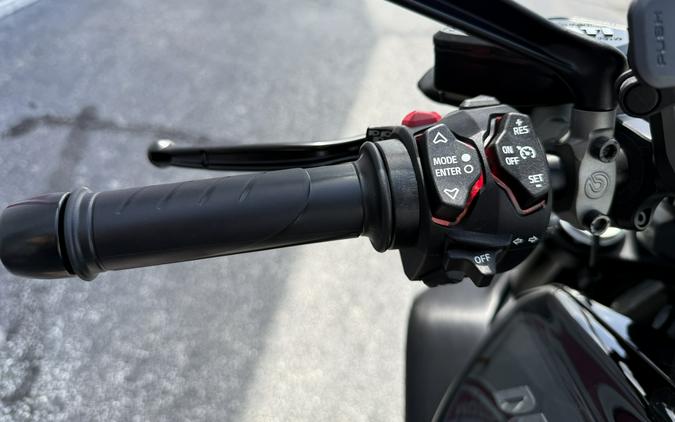 2023 Ducati Diavel V4 Thrilling Black - 01788C