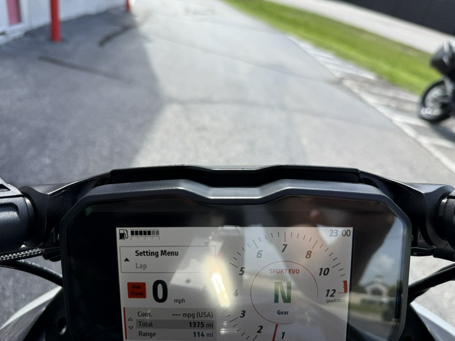 2023 Ducati Diavel V4 Thrilling Black - 01788C