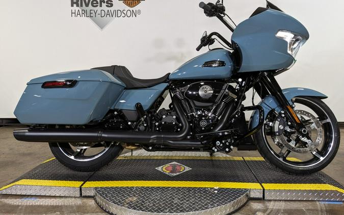 2024 Harley-Davidson Road Glide® Sharkskin Blue - Black Finish