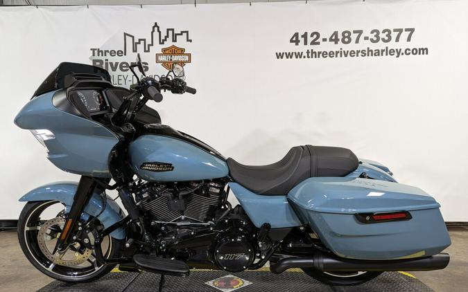 2024 Harley-Davidson Road Glide® Sharkskin Blue - Black Finish