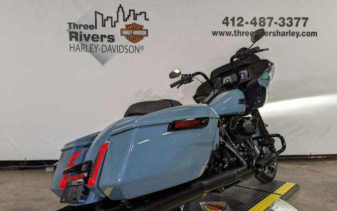 2024 Harley-Davidson Road Glide® Sharkskin Blue - Black Finish