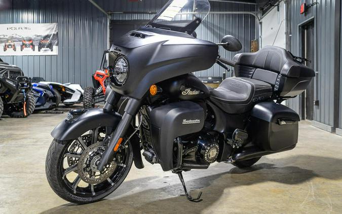 2023 Indian Motorcycle® Roadmaster® Dark Horse® Black Smoke