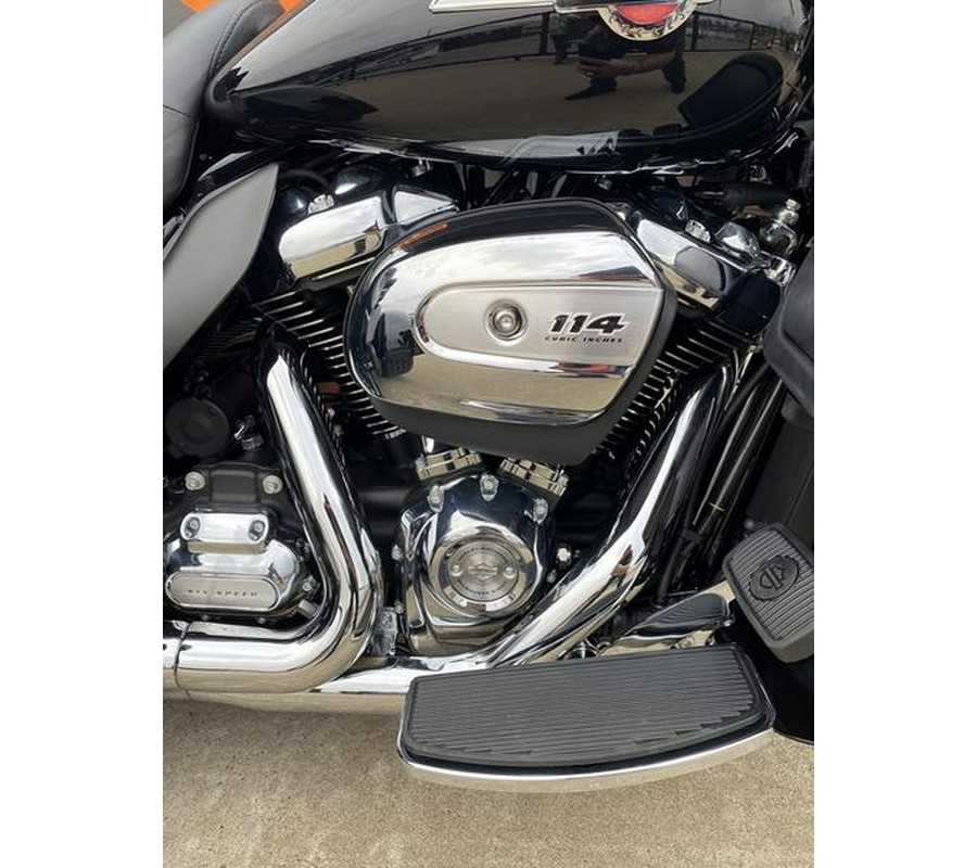 2024 Harley-Davidson® FLHTCUTG - Tri Glide® Ultra