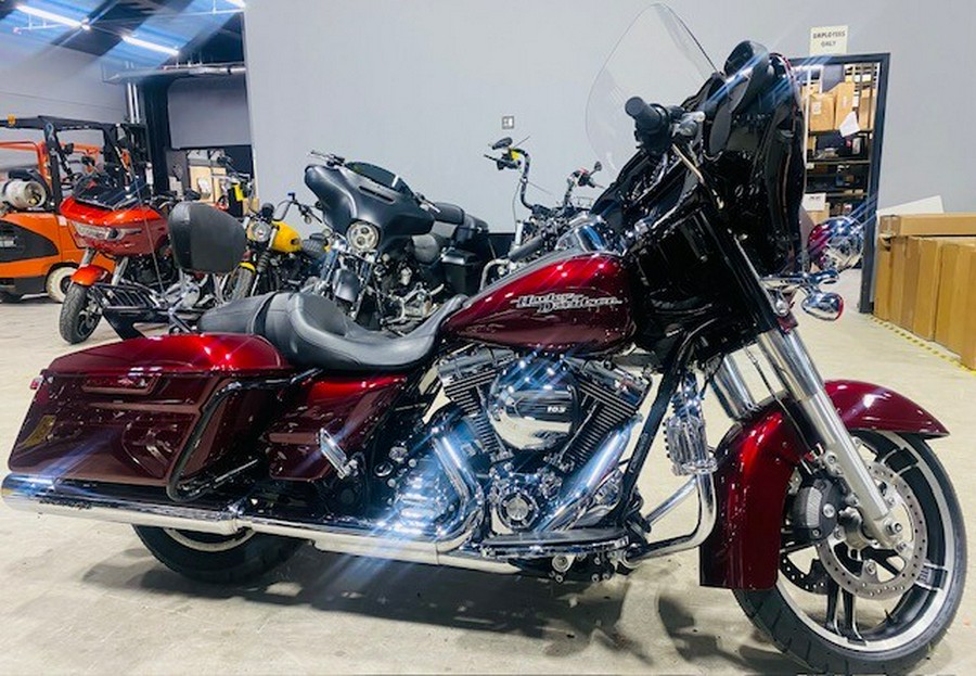 2014 Harley-Davidson® Street Glide® Special