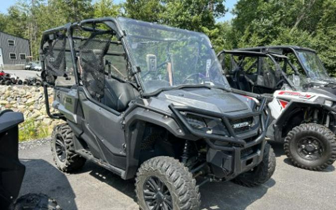 2016 Honda Pioneer 1000-5 Deluxe