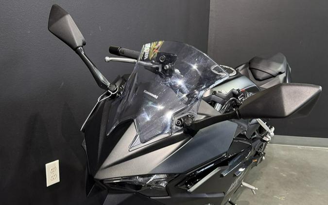 2026 Kawasaki Ninja 500 Metallic Flat Spark Black