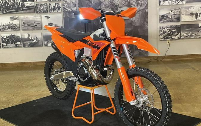 2025 KTM XC 300