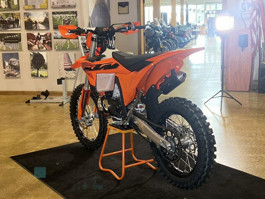 2025 KTM XC 300