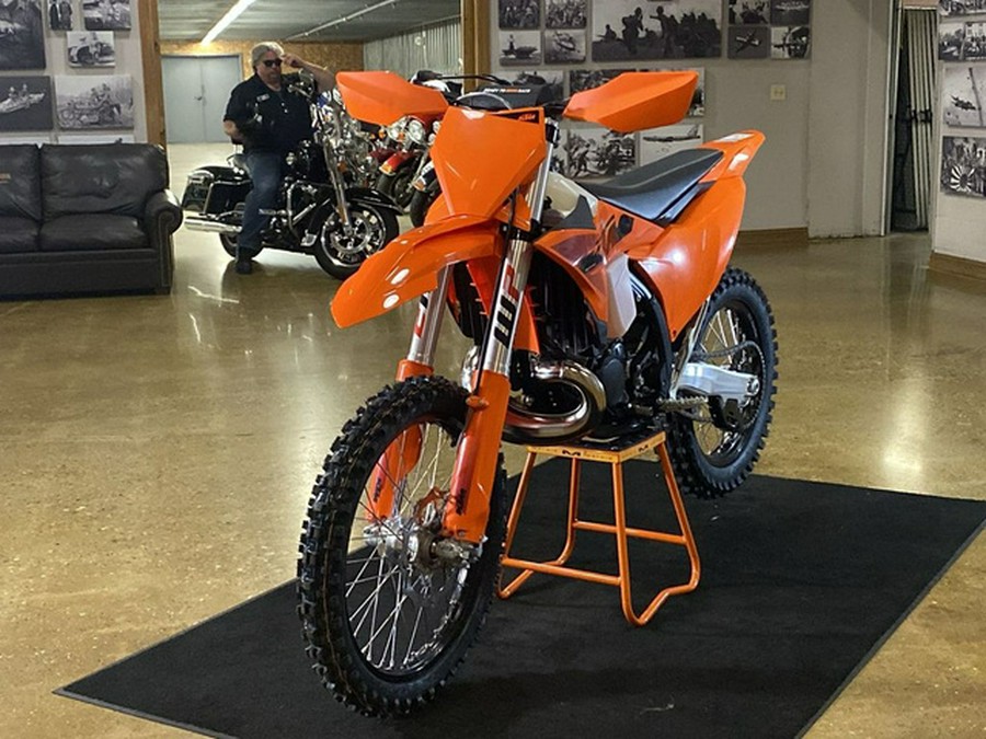 2025 KTM XC 300