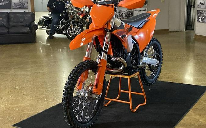 2025 KTM XC 300