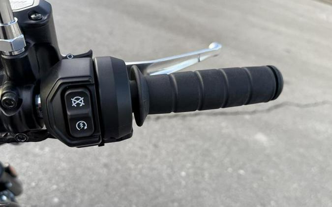 2025 Indian Motorcycle® Scout® Classic Black Metallic