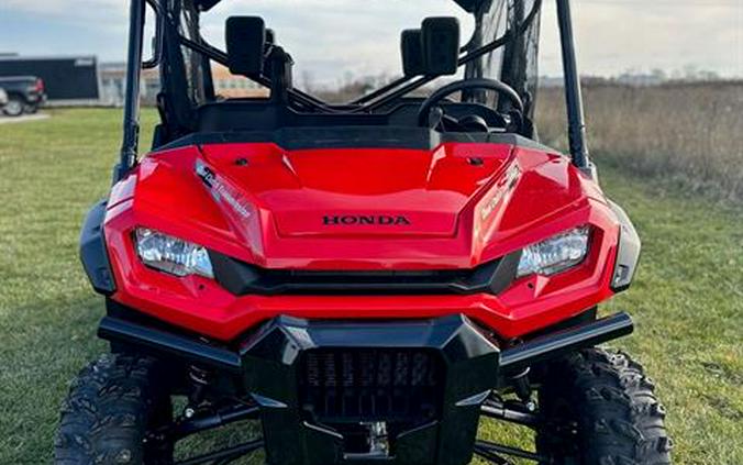 2023 Honda Pioneer 1000-6 Deluxe Crew