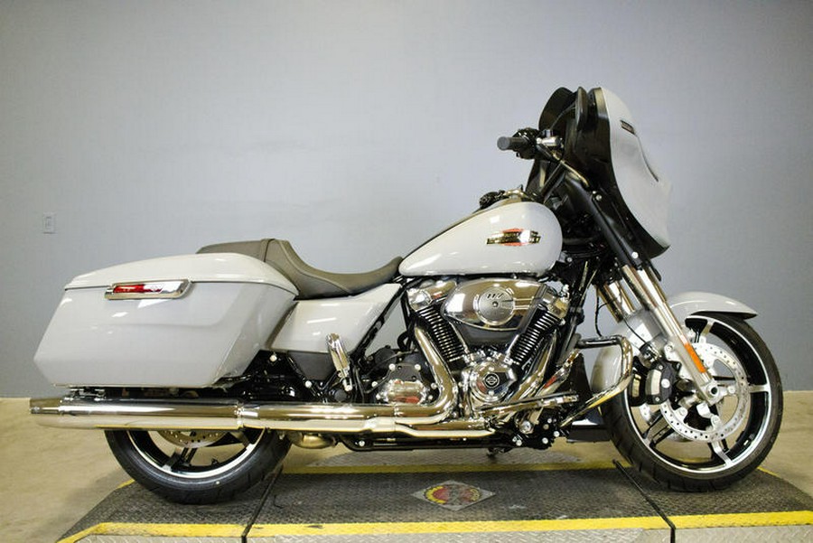 2026 Harley-Davidson® FLHX - Street Glide®