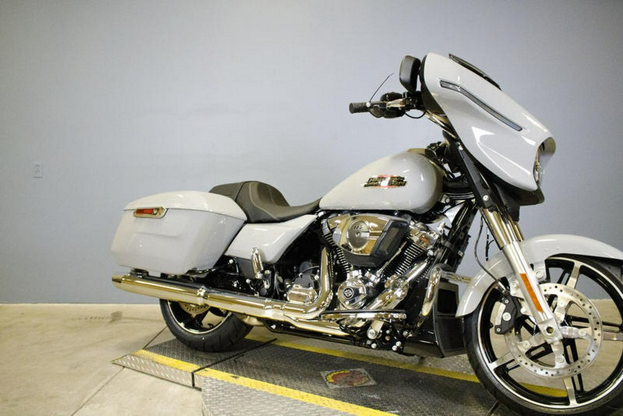 2026 Harley-Davidson® FLHX - Street Glide®