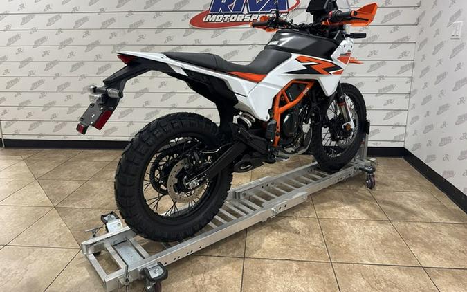 2026 KTM Adventure 390 R