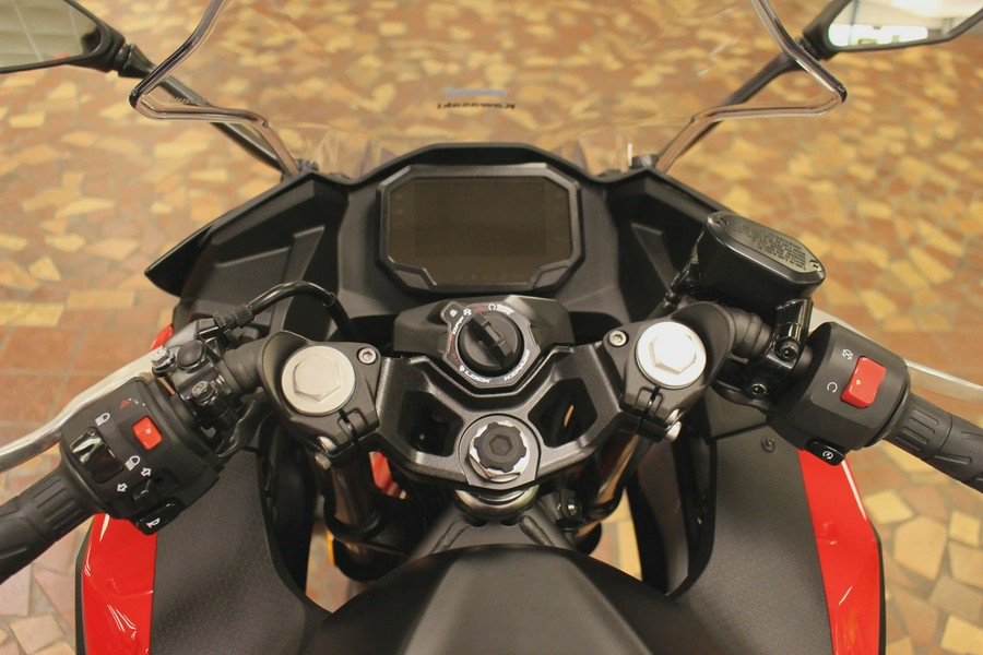 2025 Kawasaki NINJA 500 ABS Passion Red/Metallic Flat Spark Black/Metallic Matte Dark Gray - SDA71933