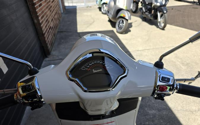 2027 Vespa GTS 310
