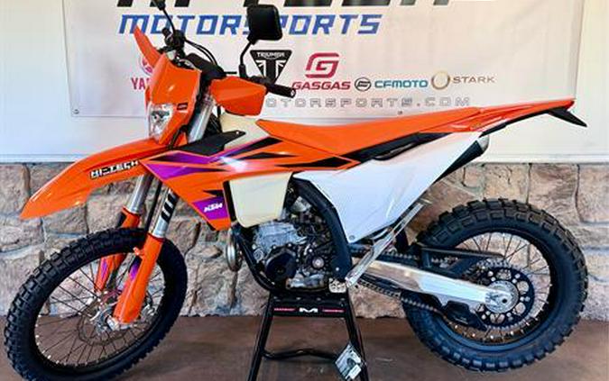 2024 KTM 500 EXC-F Six Days First Look [Fast Facts]