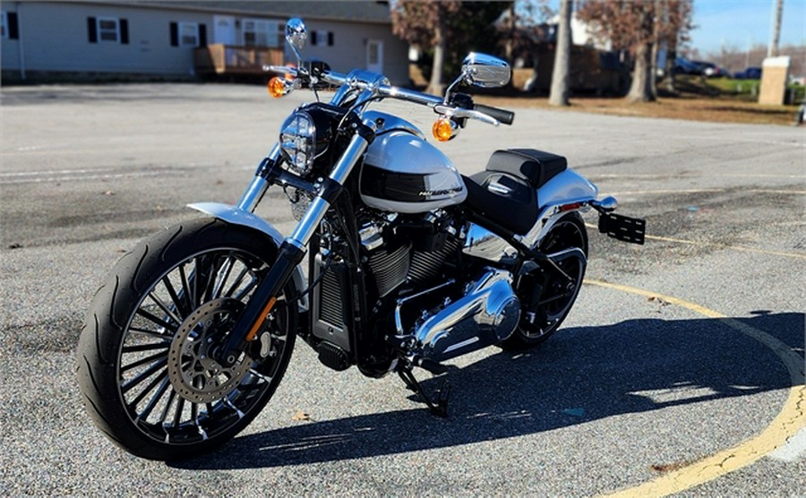 2024 Harley-Davidson Breakout