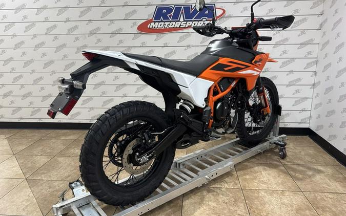 2026 KTM Enduro 390 R