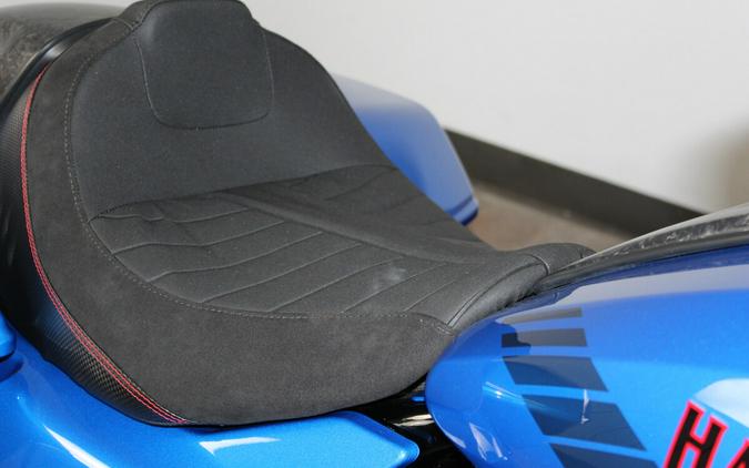 Harley-Davidson® CVO Road Glide ST 2026 FLTRXSTSE 84677611 ELECTRIC COAST W/ PINSTRIPE