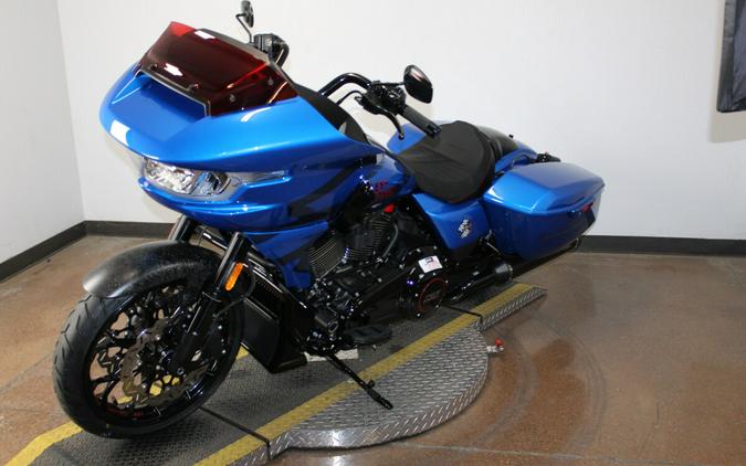 Harley-Davidson® CVO Road Glide ST 2026 FLTRXSTSE 84677611 ELECTRIC COAST W/ PINSTRIPE