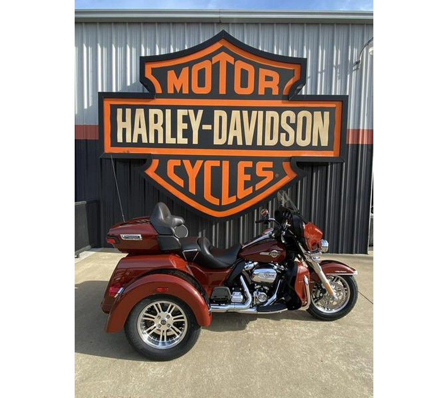 2024 Harley-Davidson® FLHTCUTG - Tri Glide® Ultra