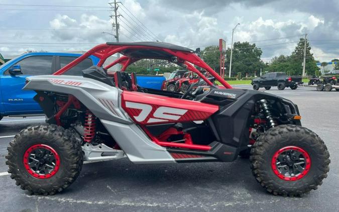 2024 Can-Am Maverick X3 X Ds Turbo RR Fiery Red & Hyper Silver