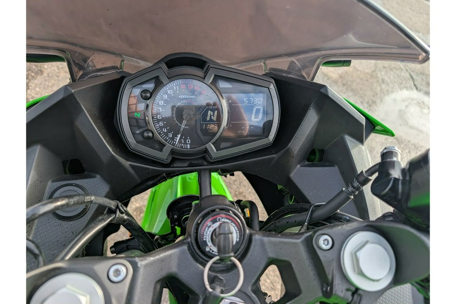 2022 Kawasaki Ninja 400 ABS KRT Edition