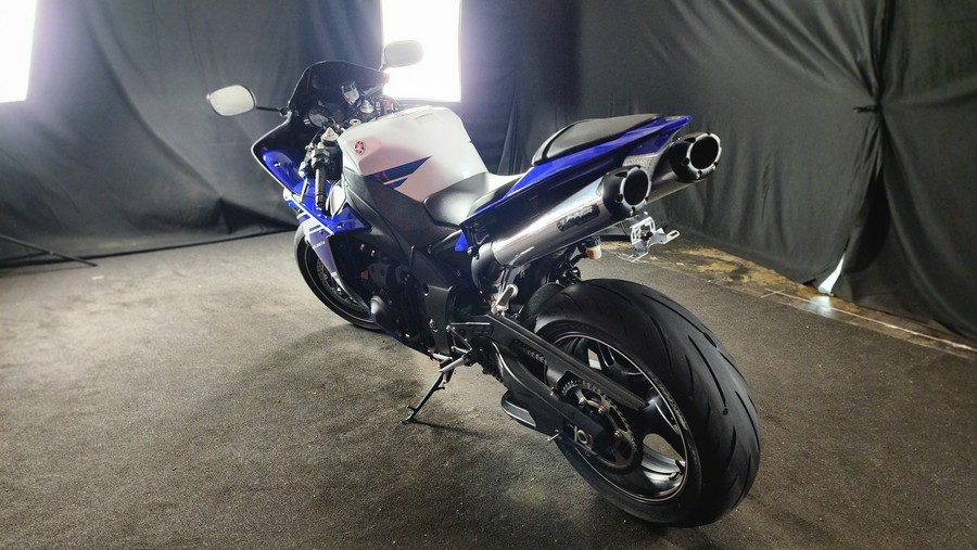 2014 YAMAHA YZF-R1 - F017290