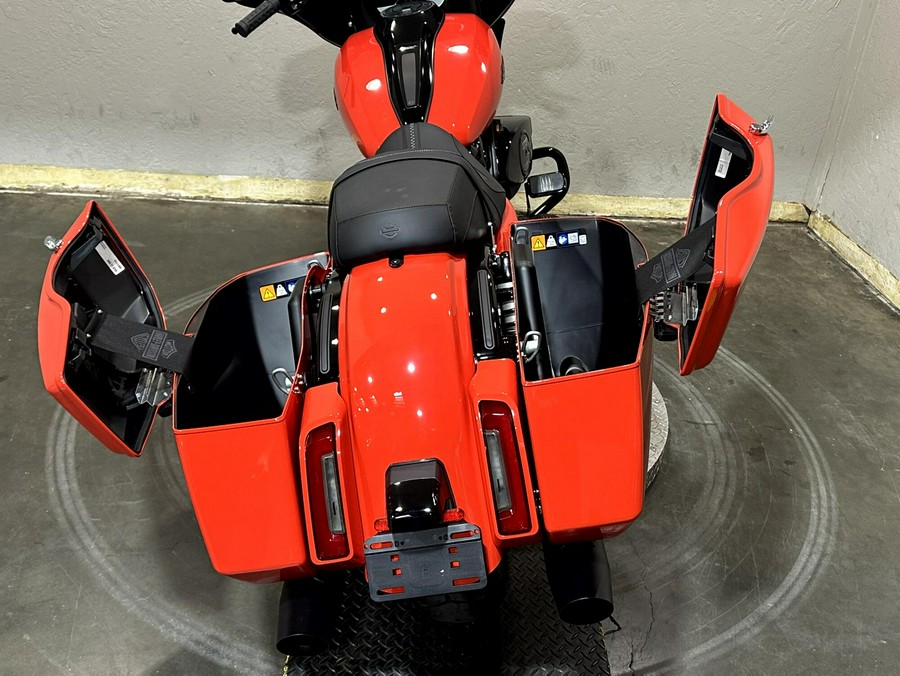 2026 Harley-Davidson® Street Glide® Blood Orange Black Trim