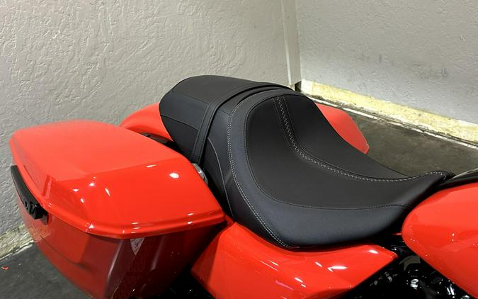 2026 Harley-Davidson® Street Glide® Blood Orange Black Trim