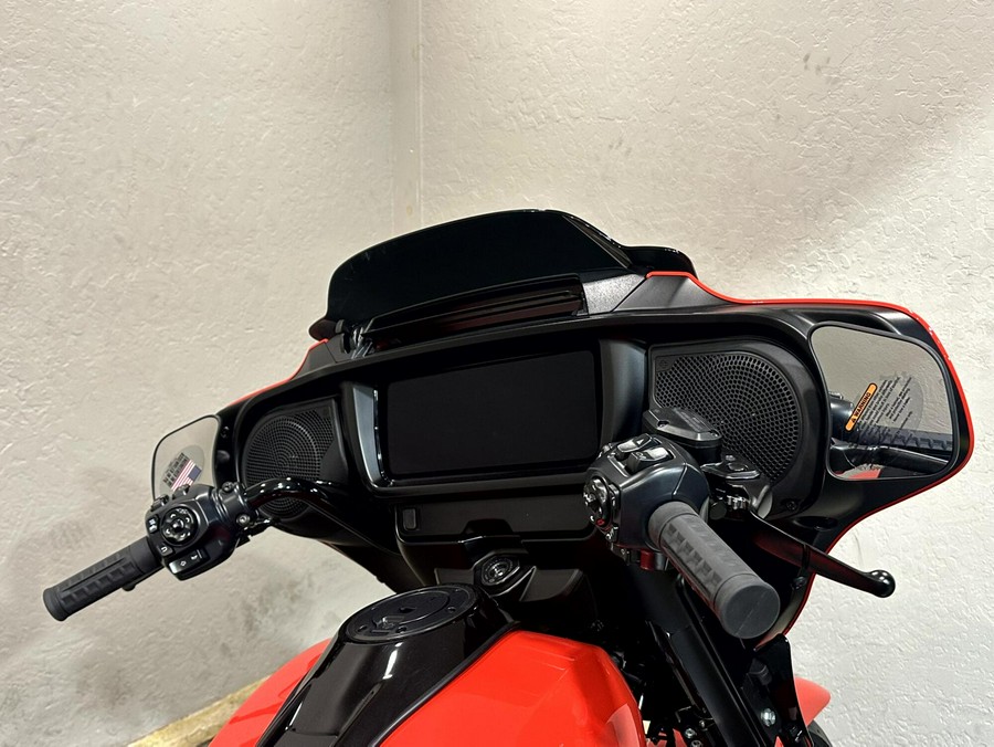 2026 Harley-Davidson® Street Glide® Blood Orange Black Trim