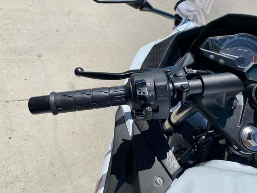 2026 Kawasaki Ninja 300 ABS