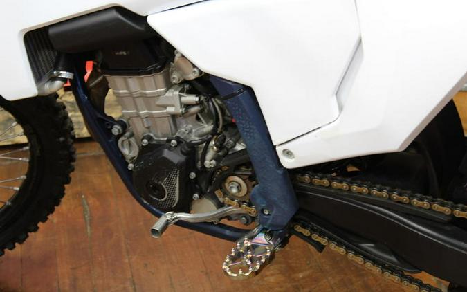 2023 Husqvarna® FC 450