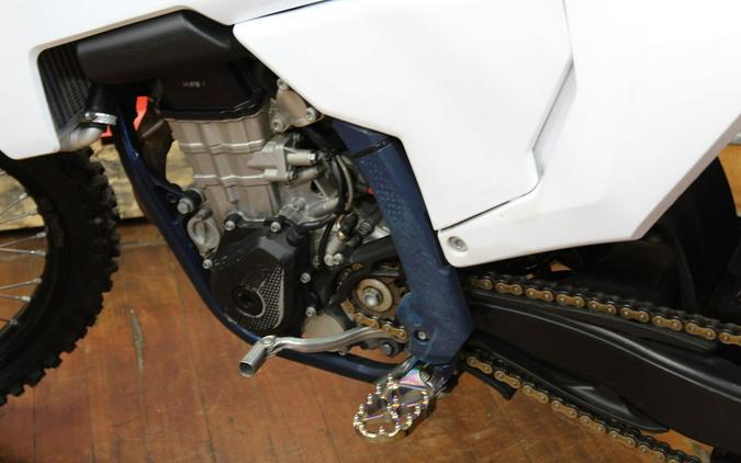2023 Husqvarna® FC 450