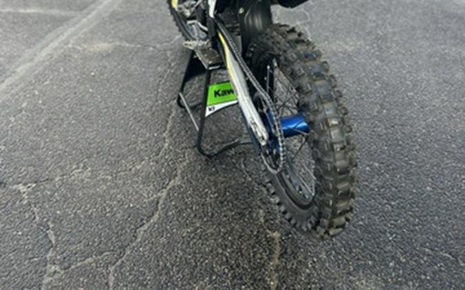 2024 Husqvarna F2475X2