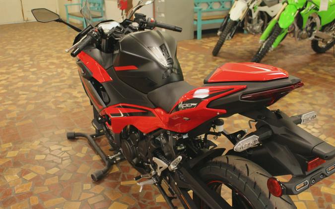 2025 Kawasaki NINJA 500 ABS Passion Red/Metallic Flat Spark Black/Metallic Matte Dark Gray - SDA71975