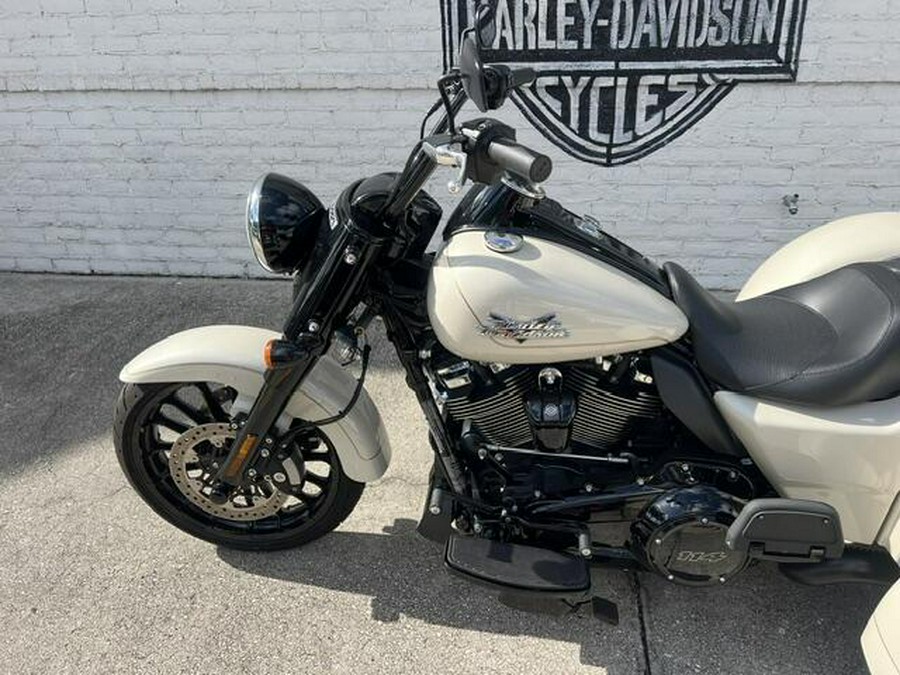 FLRT 2023 Freewheeler