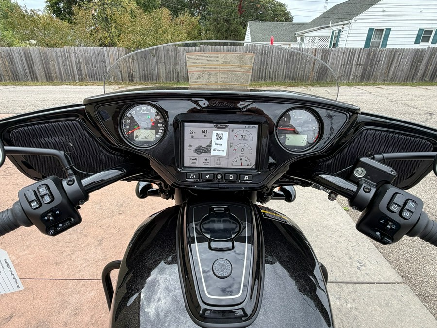 2026 Indian Motorcycle Chieftain® PowerPlus Dark Horse with 112 and PowerBand Audio Package