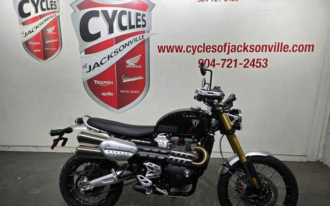 2025 Triumph Scrambler 1200 XE Phantom Black Storm Grey