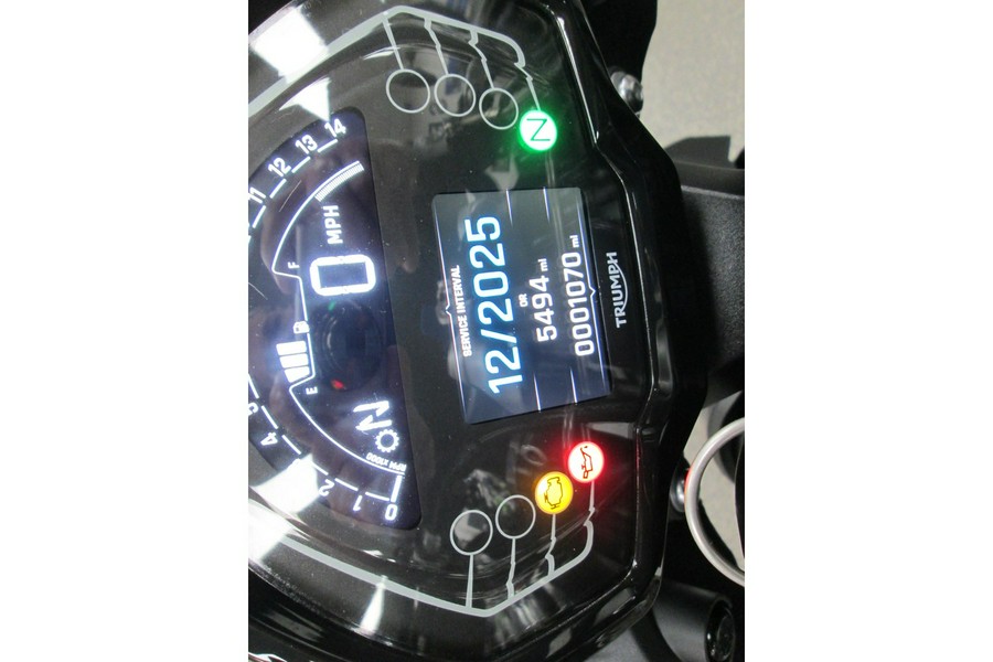 2024 Triumph street triple