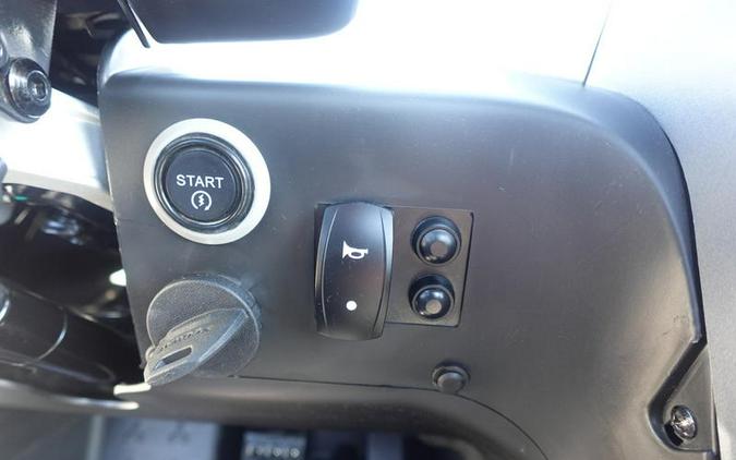 2025 Segway® Powersports Villain SX10 P