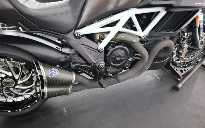 2015 Ducati Diavel Carbon