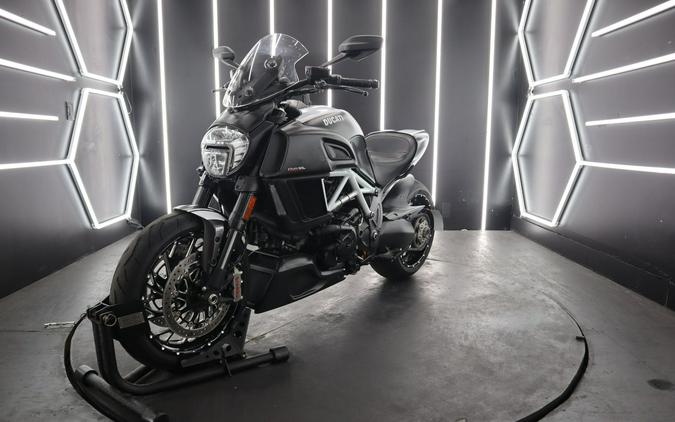 2015 Ducati Diavel Carbon