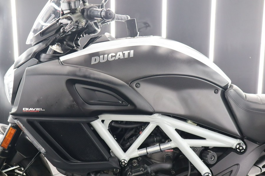 2015 Ducati Diavel Carbon