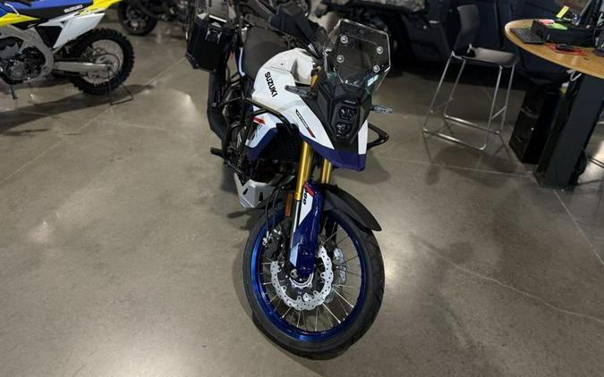 2025 Suzuki V-Strom 800DE Adventure