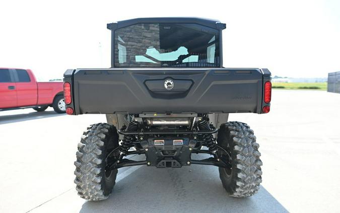 2025 Can-Am Defender Limited HD10