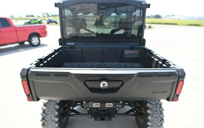 2025 Can-Am Defender Limited HD10